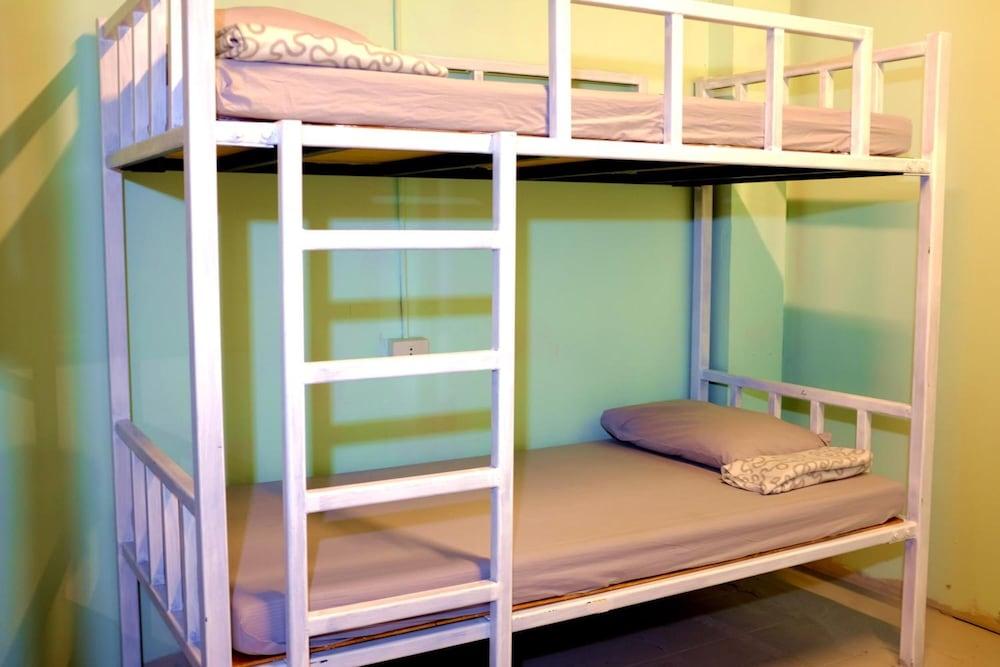 The Mixx Hostel Банкок Екстериор снимка